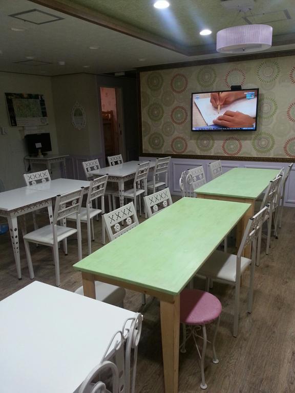 Gyeongju Friend Guesthouse Extérieur photo