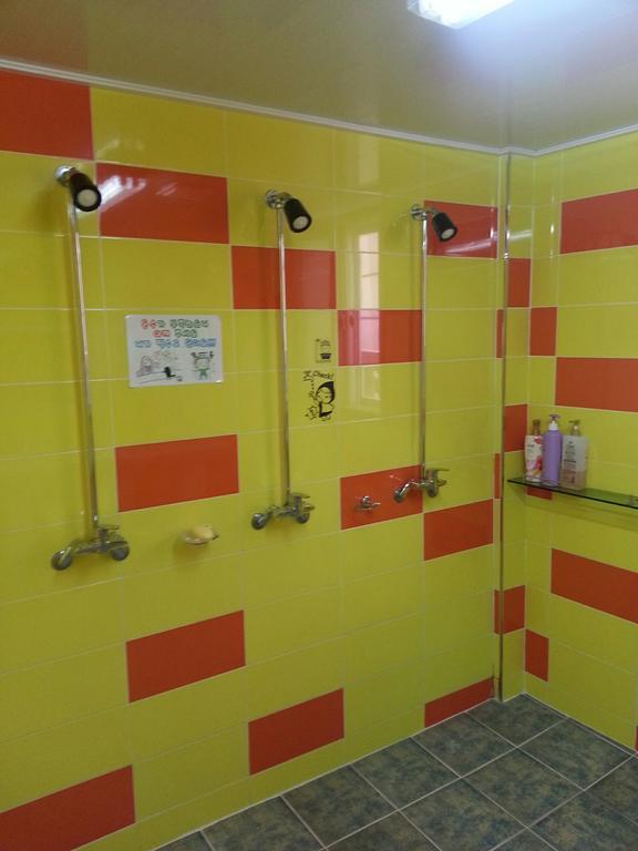 Gyeongju Friend Guesthouse Extérieur photo