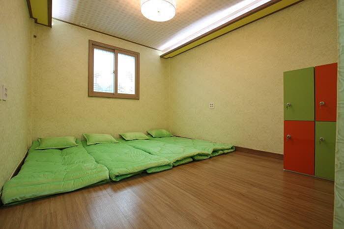 Gyeongju Friend Guesthouse Extérieur photo