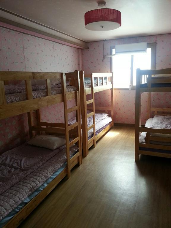 Gyeongju Friend Guesthouse Extérieur photo